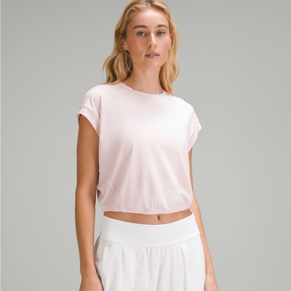 lululemon wide sleeve tee in pink - Picture 1 of 4